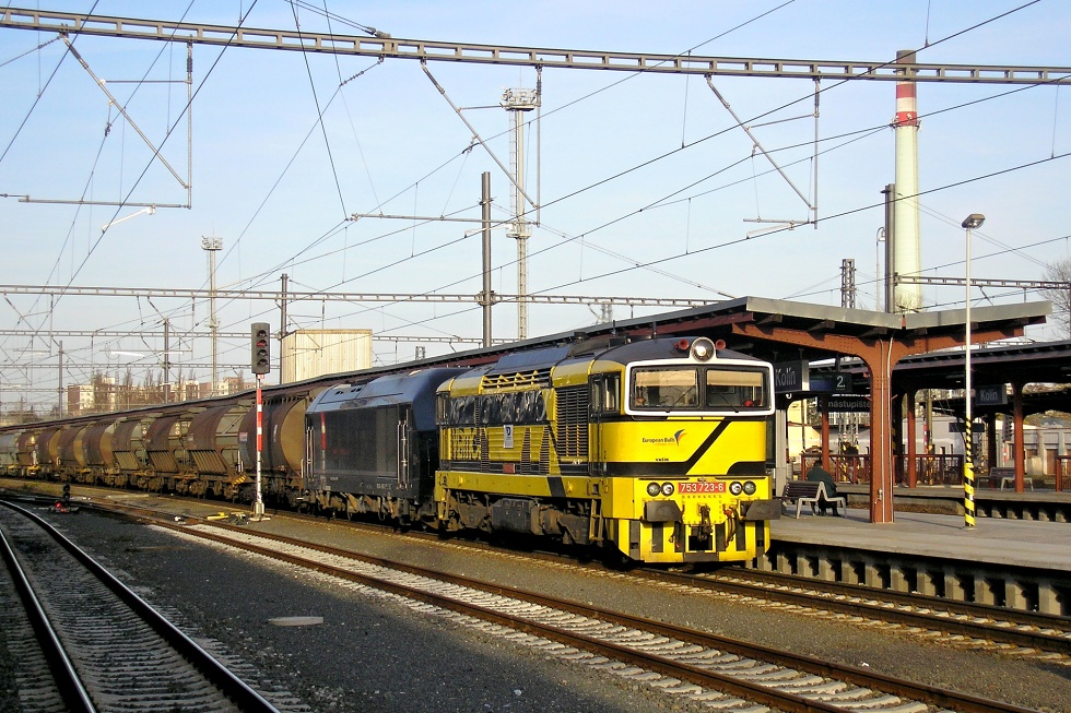 753 723-6