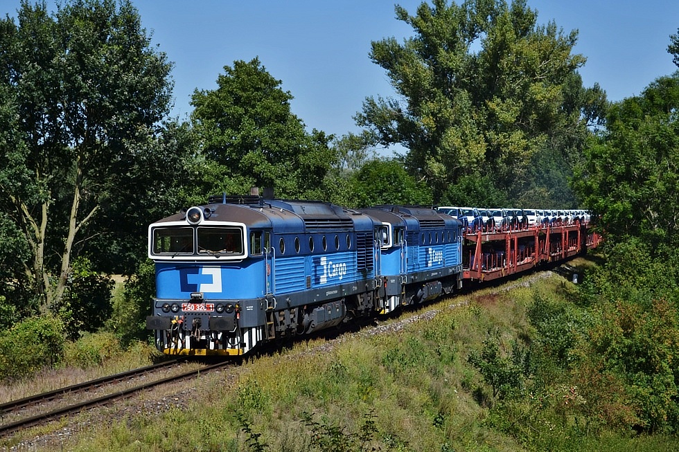 750 326-1