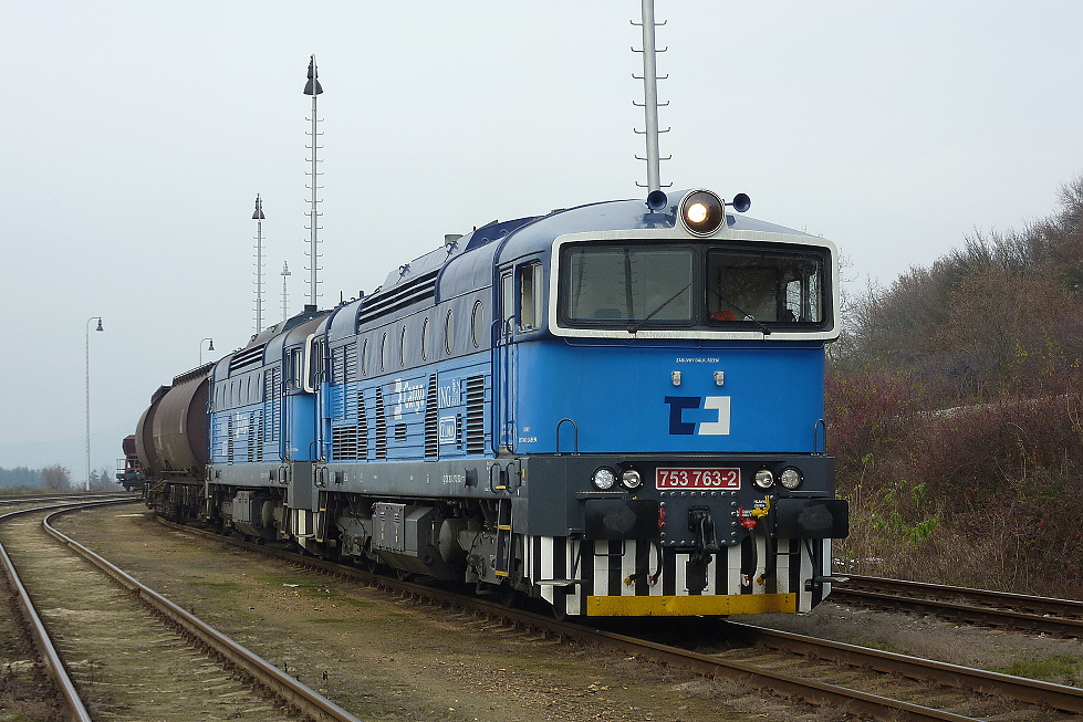 753 763-2