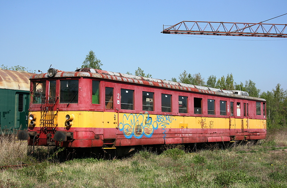 831 058-3