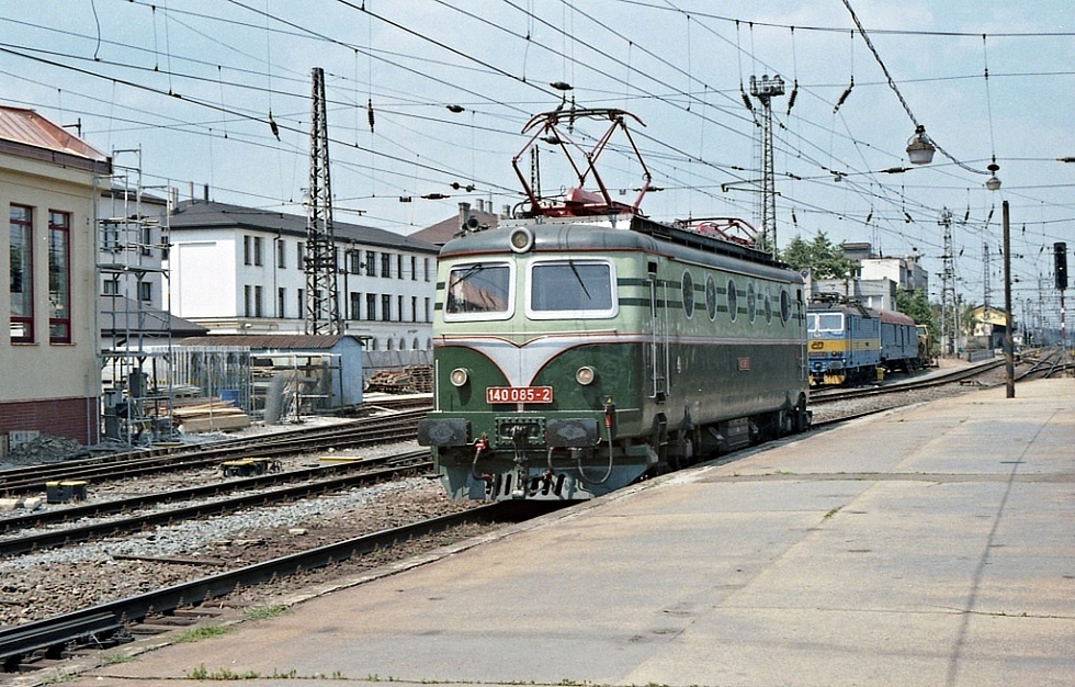 140 085-2