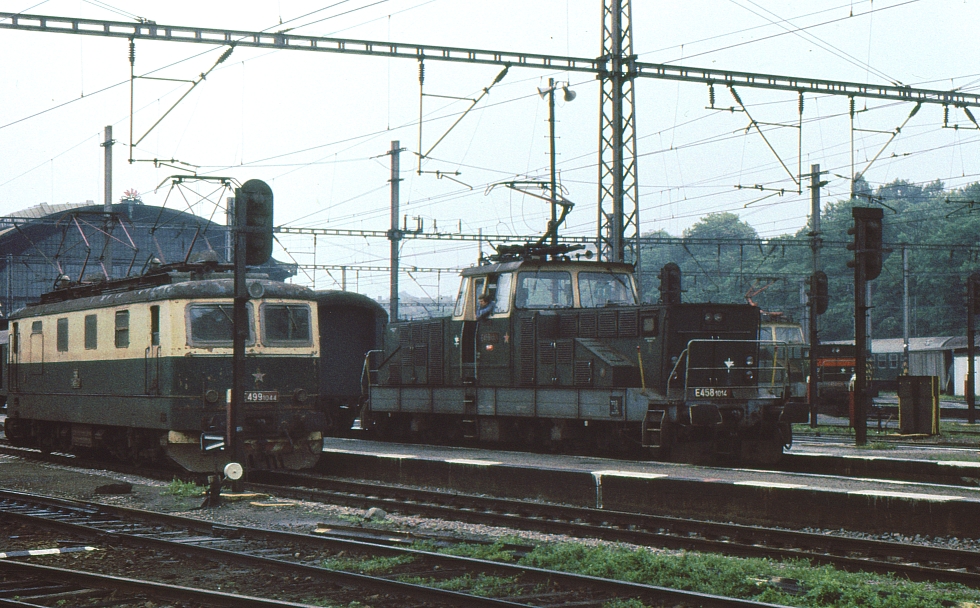 E458.1014