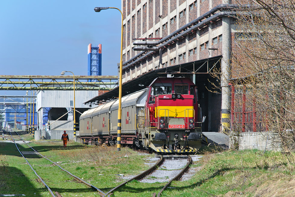731 034-5