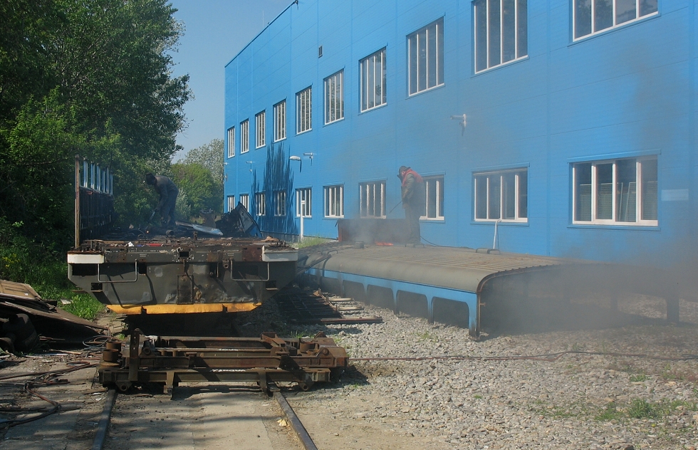 810 563-7