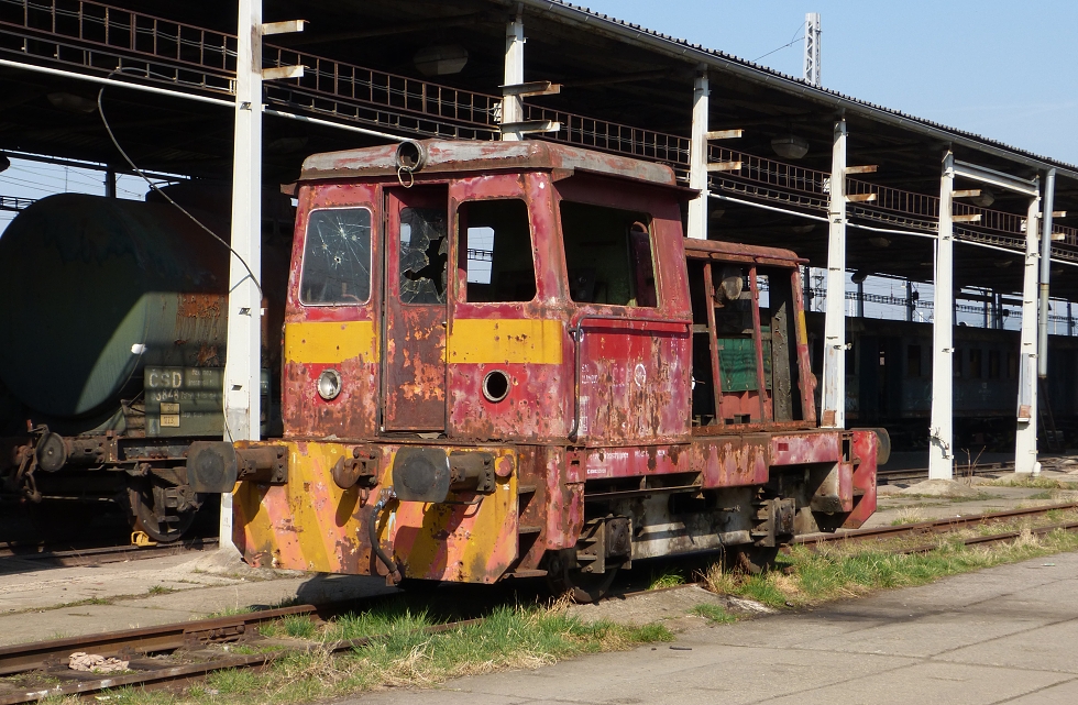 702 083-7