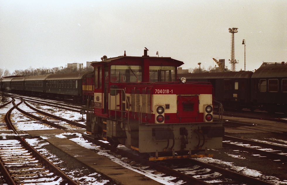 704 018-1