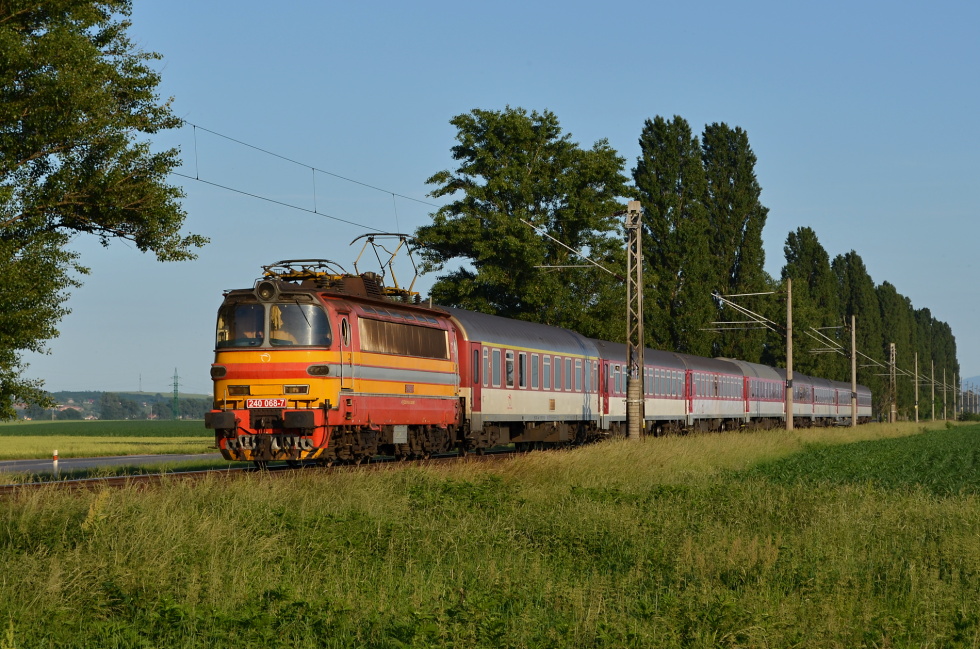 240 068-7