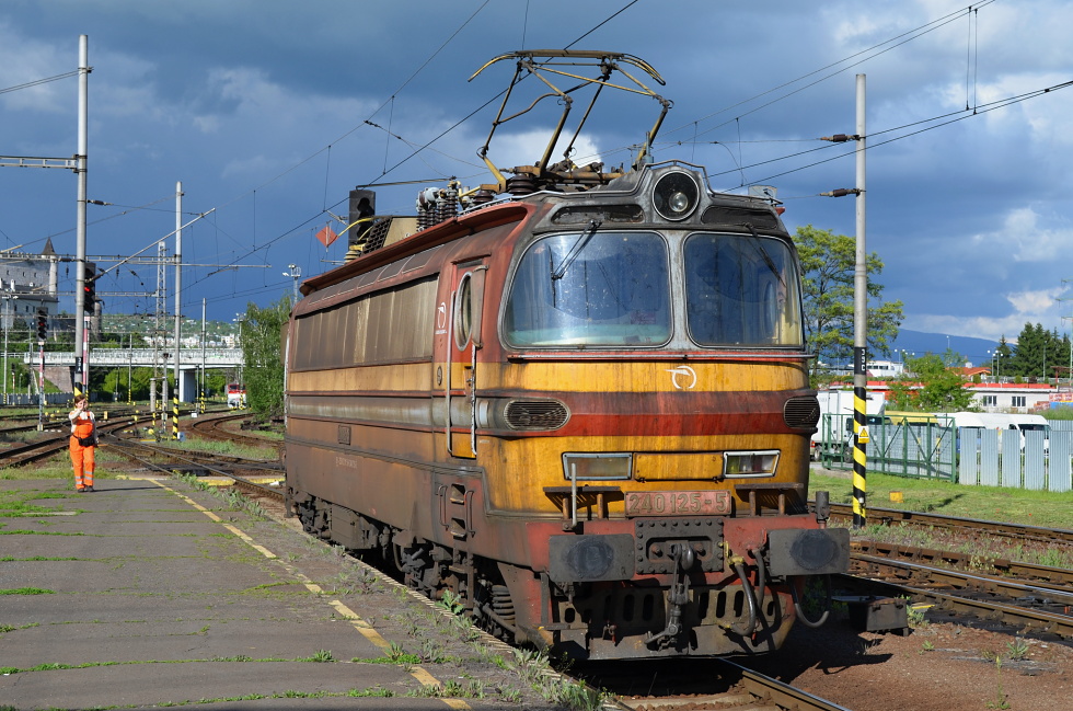 240 125-5