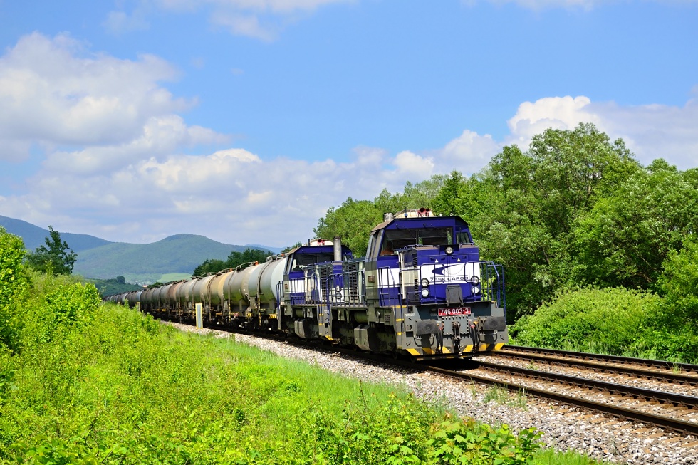 746 003-3