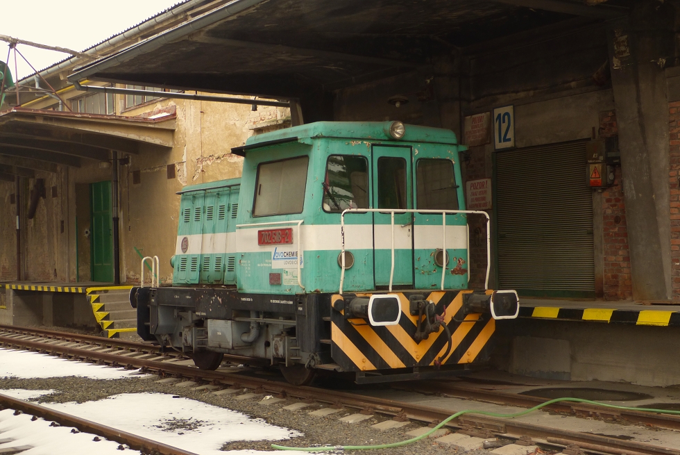 702 518-2