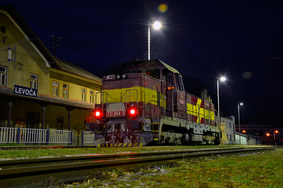 731 054-7