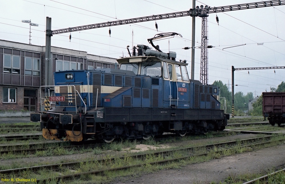 210 056-8