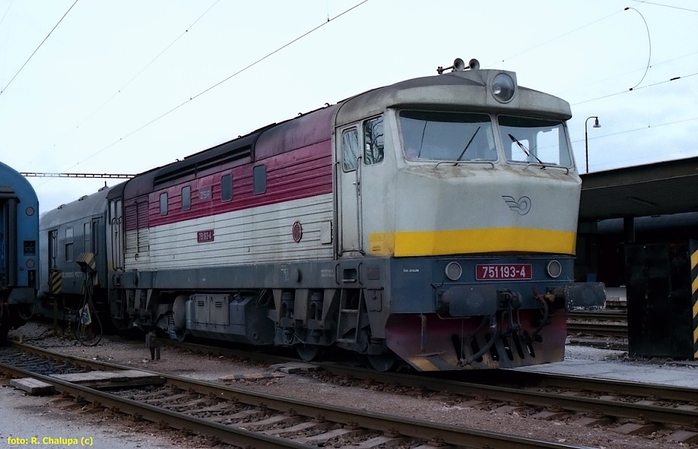 751 193-4