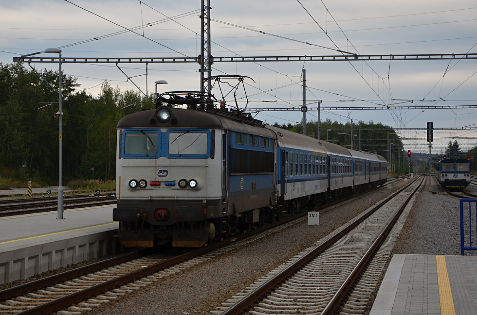 242 269-9