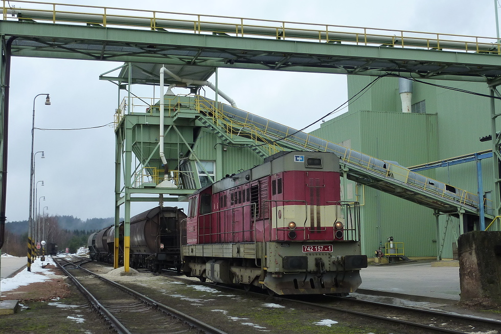 742 157-1