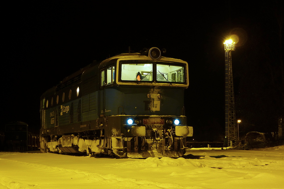 753 765-7