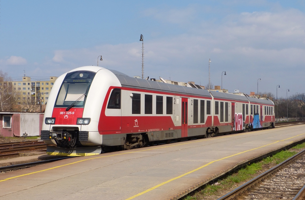 861 025-9