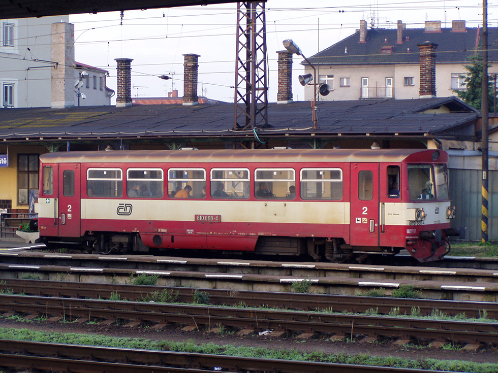 810 668-4