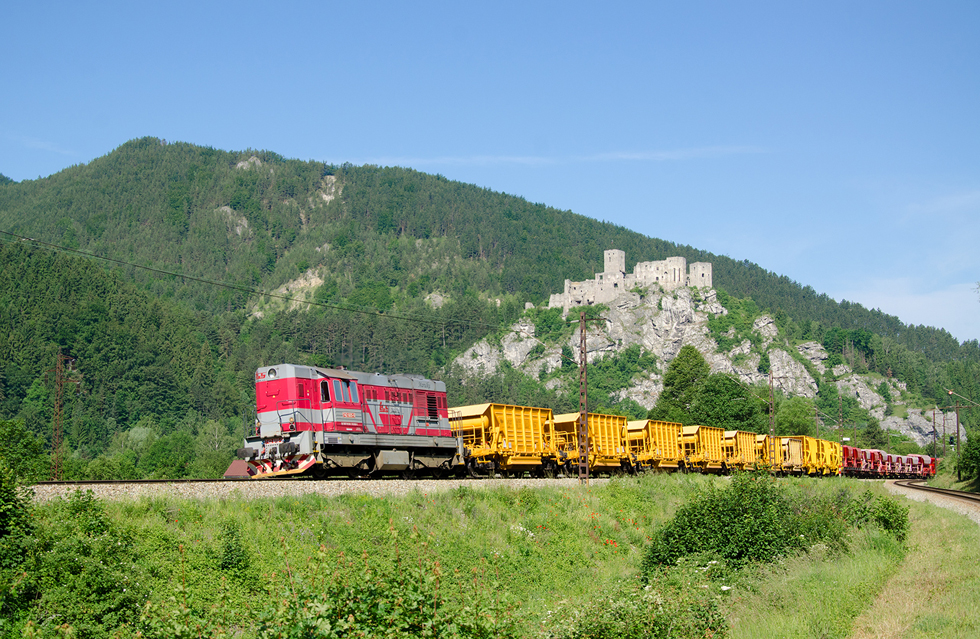 742 605-9
