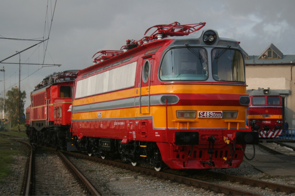 230 001-0