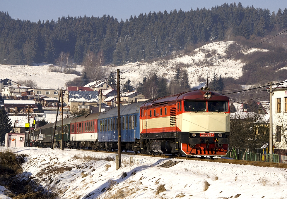 749 248-1