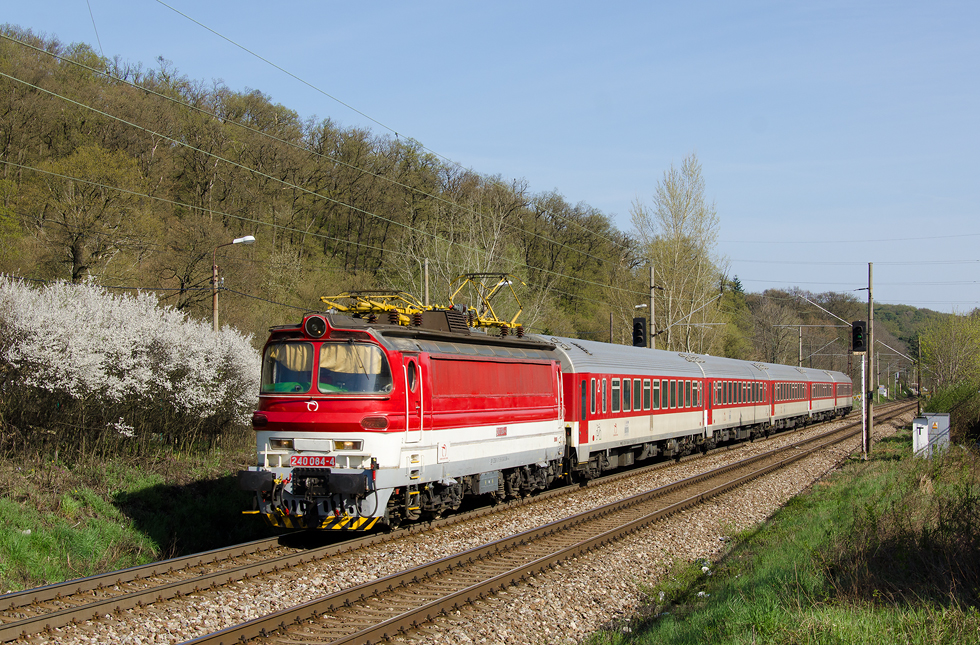 240 084-4