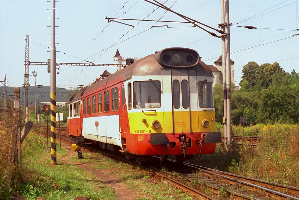 851 001-8