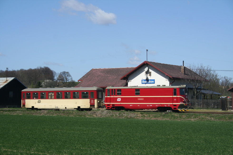 705 913-2