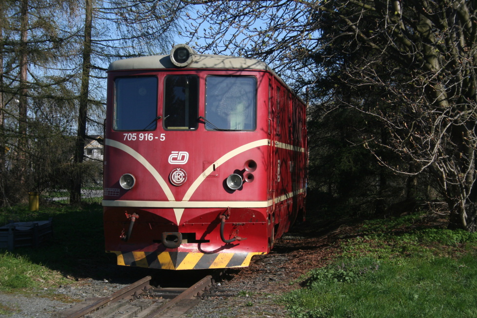 705 916-5