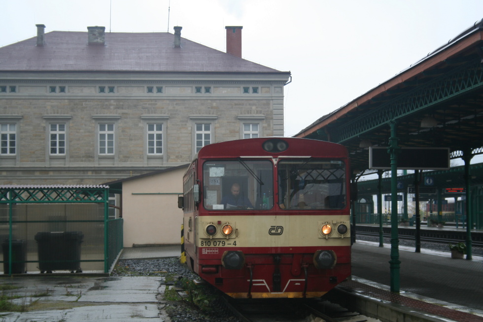 810 079-4