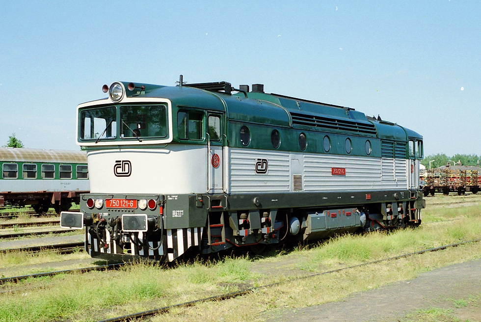 750 121-6