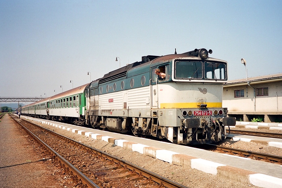 754 073-5