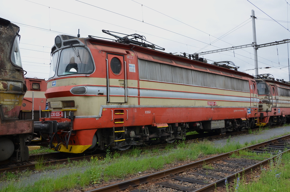 230 035-8