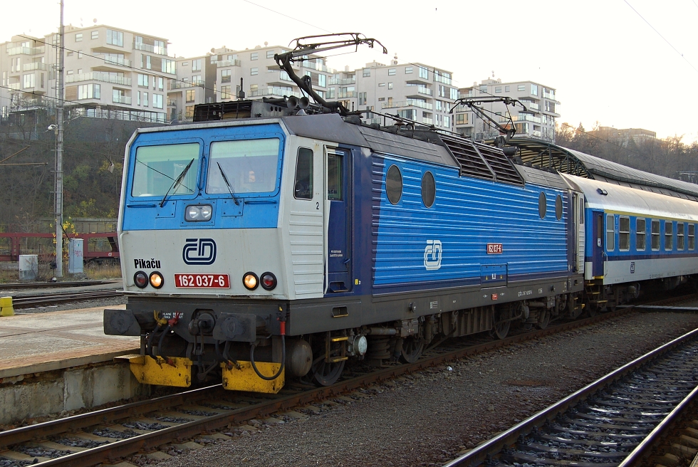162 037-6