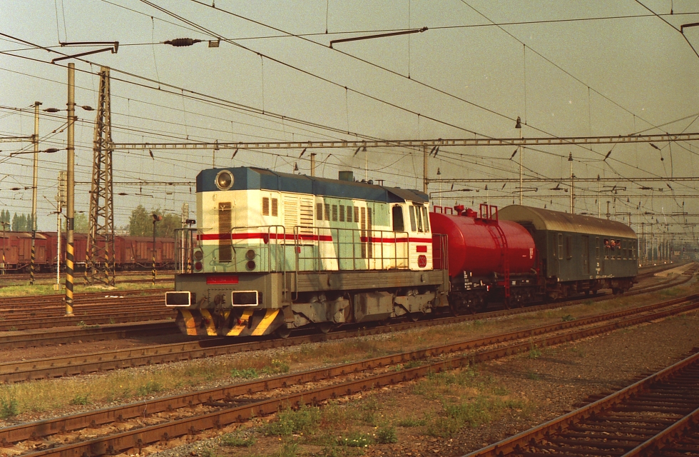 742 064-9