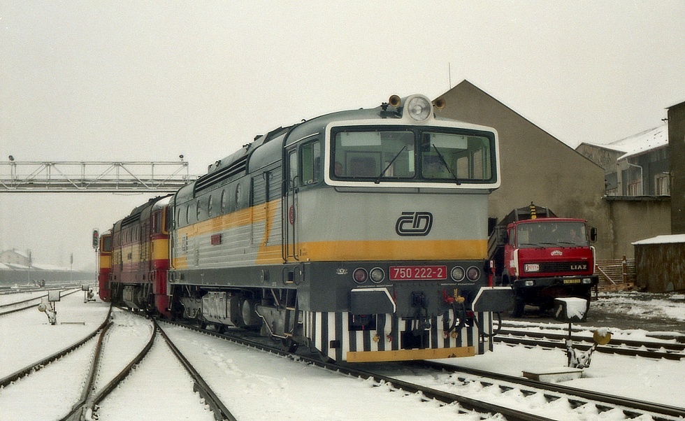 750 222-2