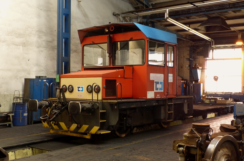 799 025-2
