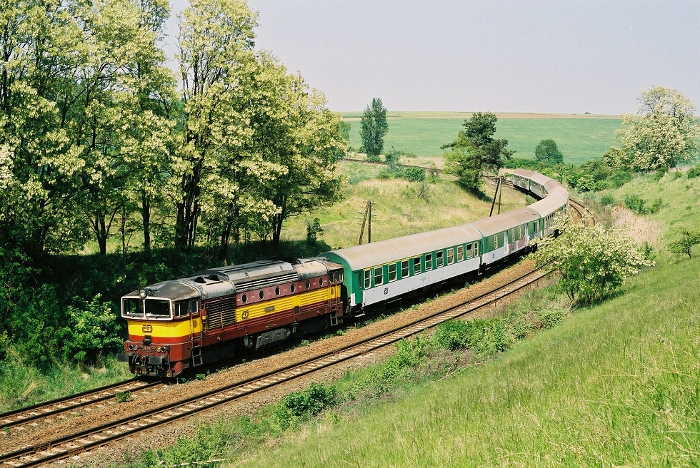 754 016-4