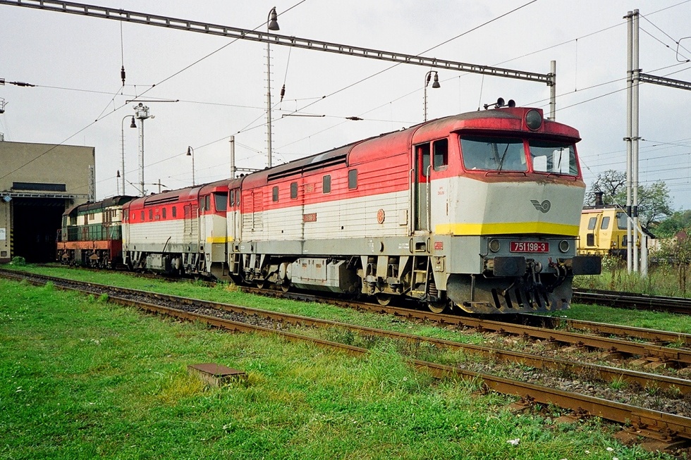 751 198-3