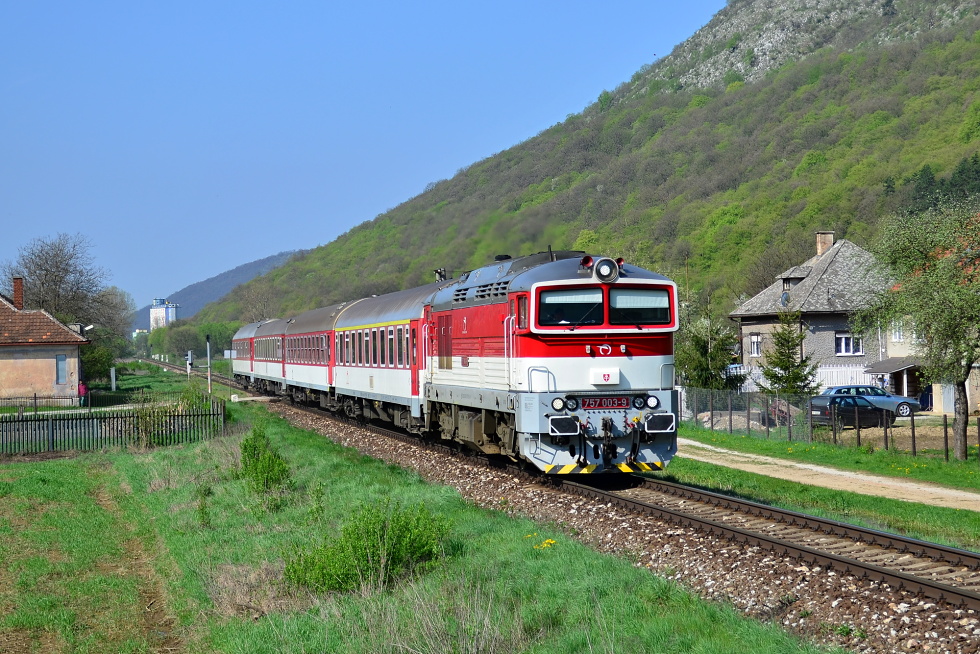 757 003-9