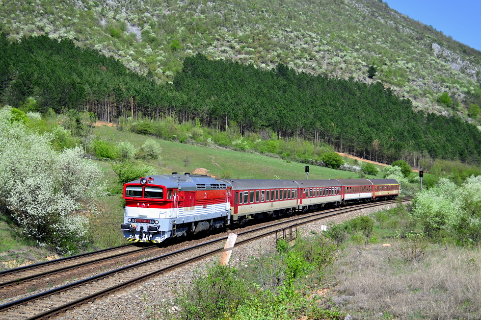 757 008-8