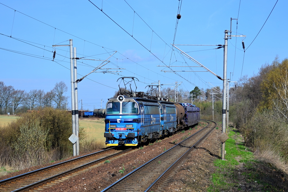 230 067-1
