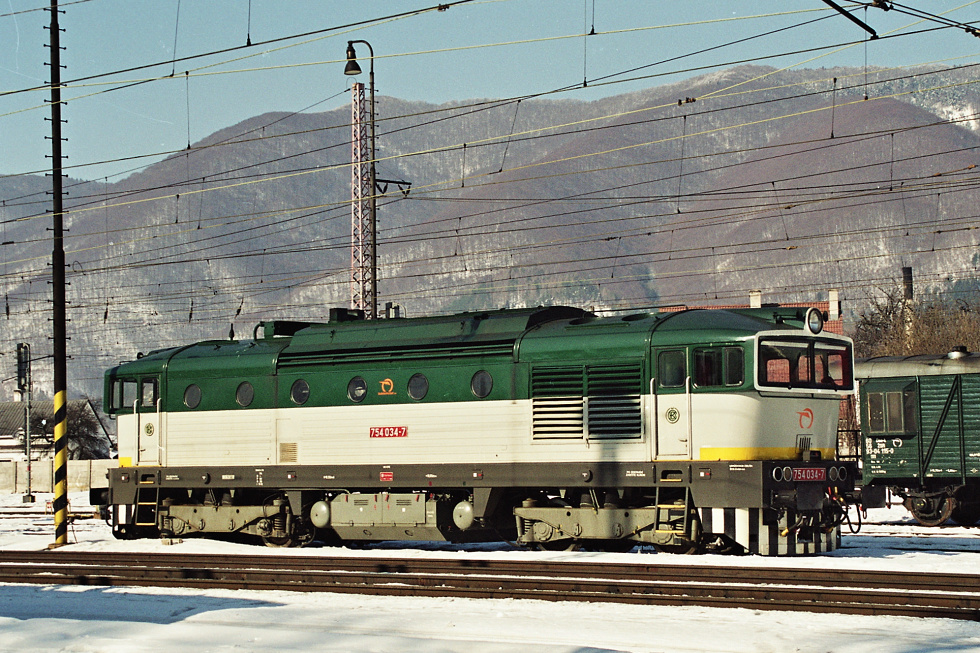 754 034-7