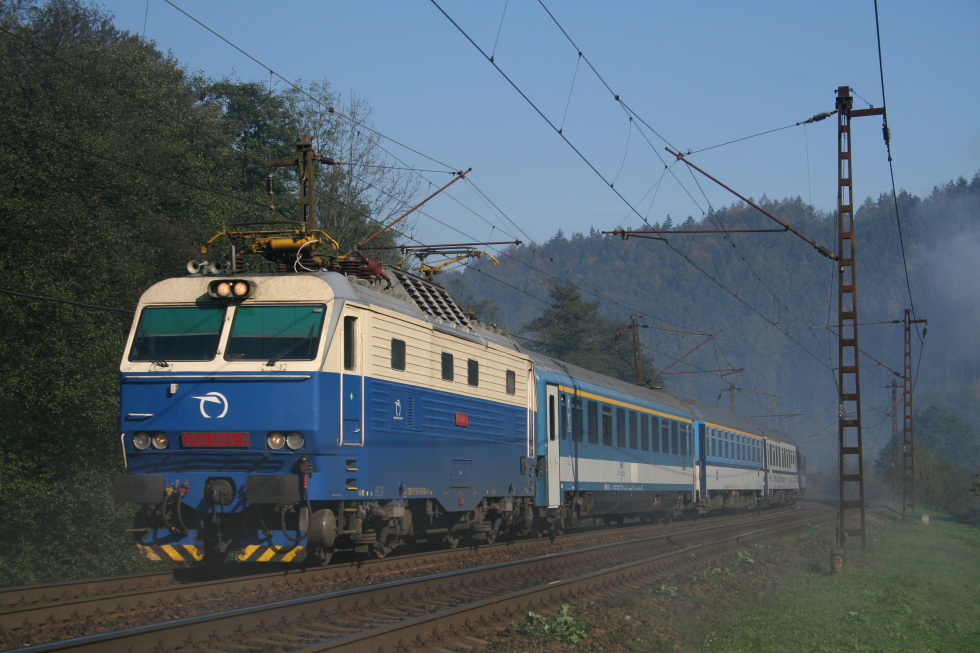 350 004-8