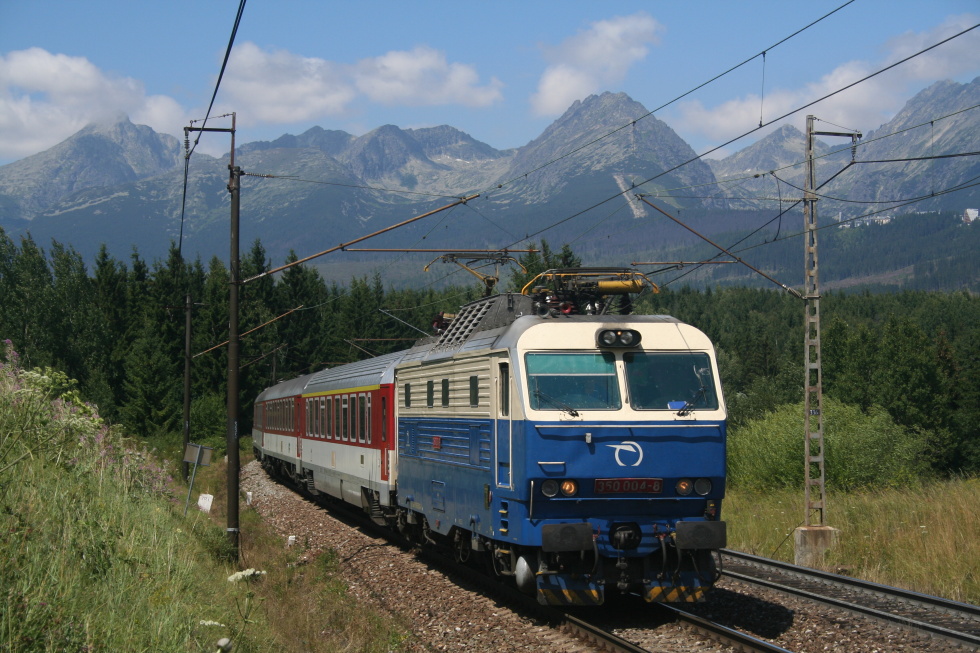350 004-8