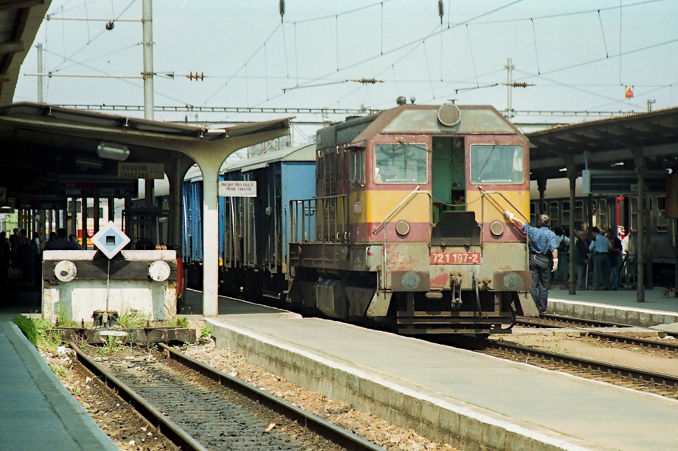721 197-2