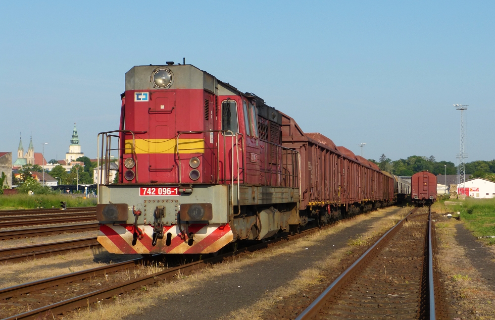 742 096-1