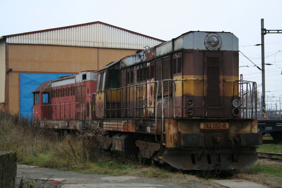 742 012-8