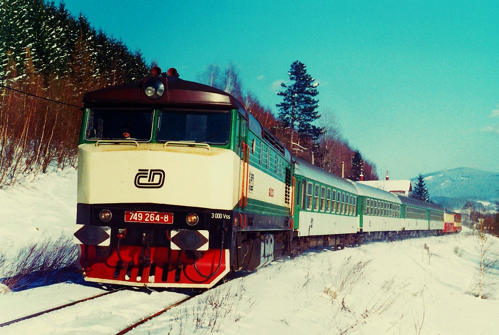749 264-8