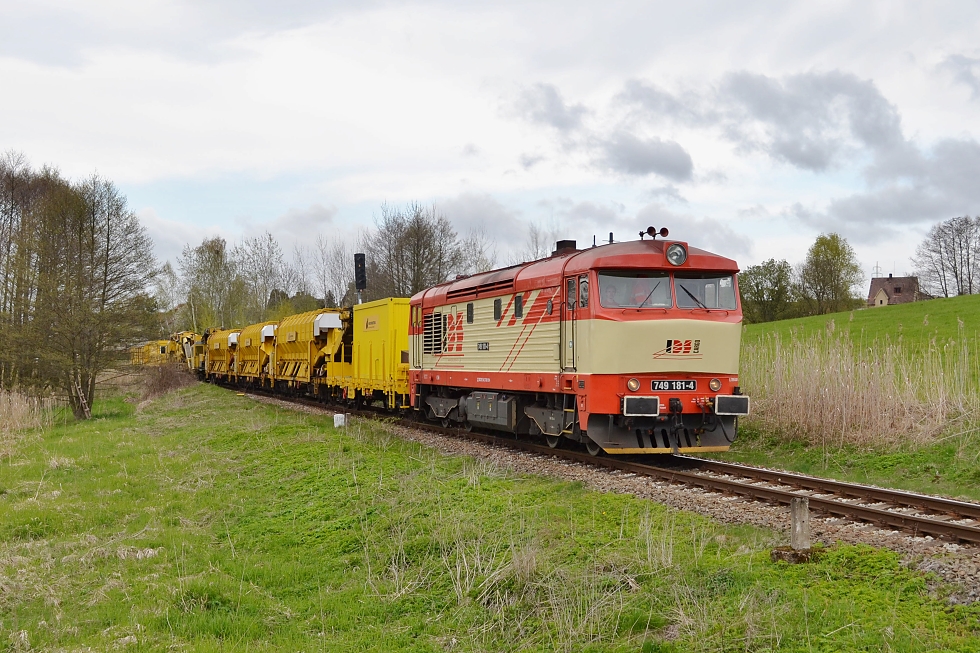 749 181-4